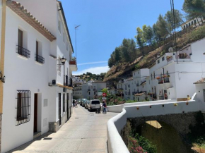 Casa Cueva El Puente